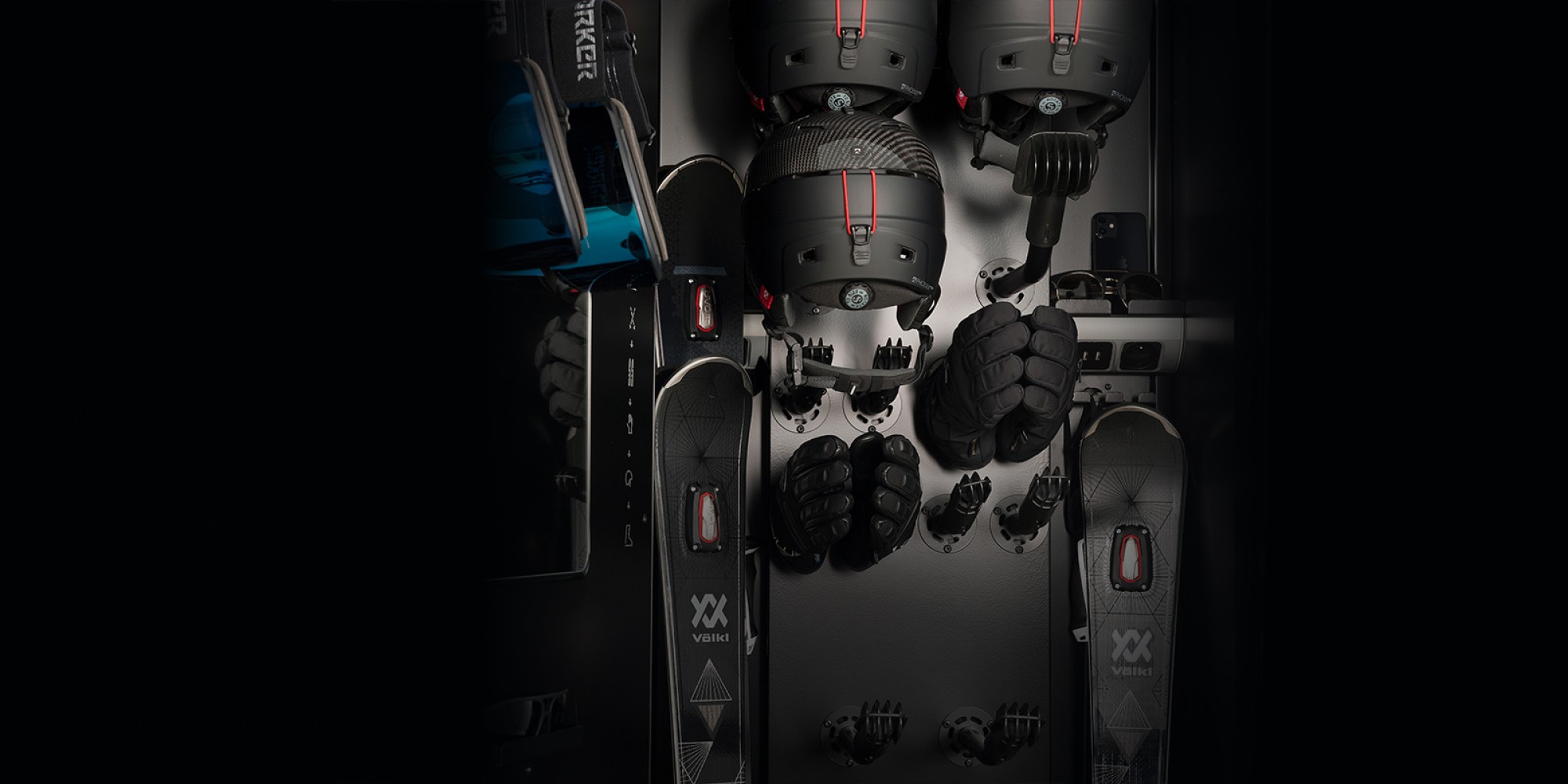 SKI DEPOT<br/>& CHALET