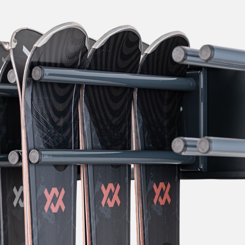 GRIP OF SKIS_  NEW FORK SYSTEM